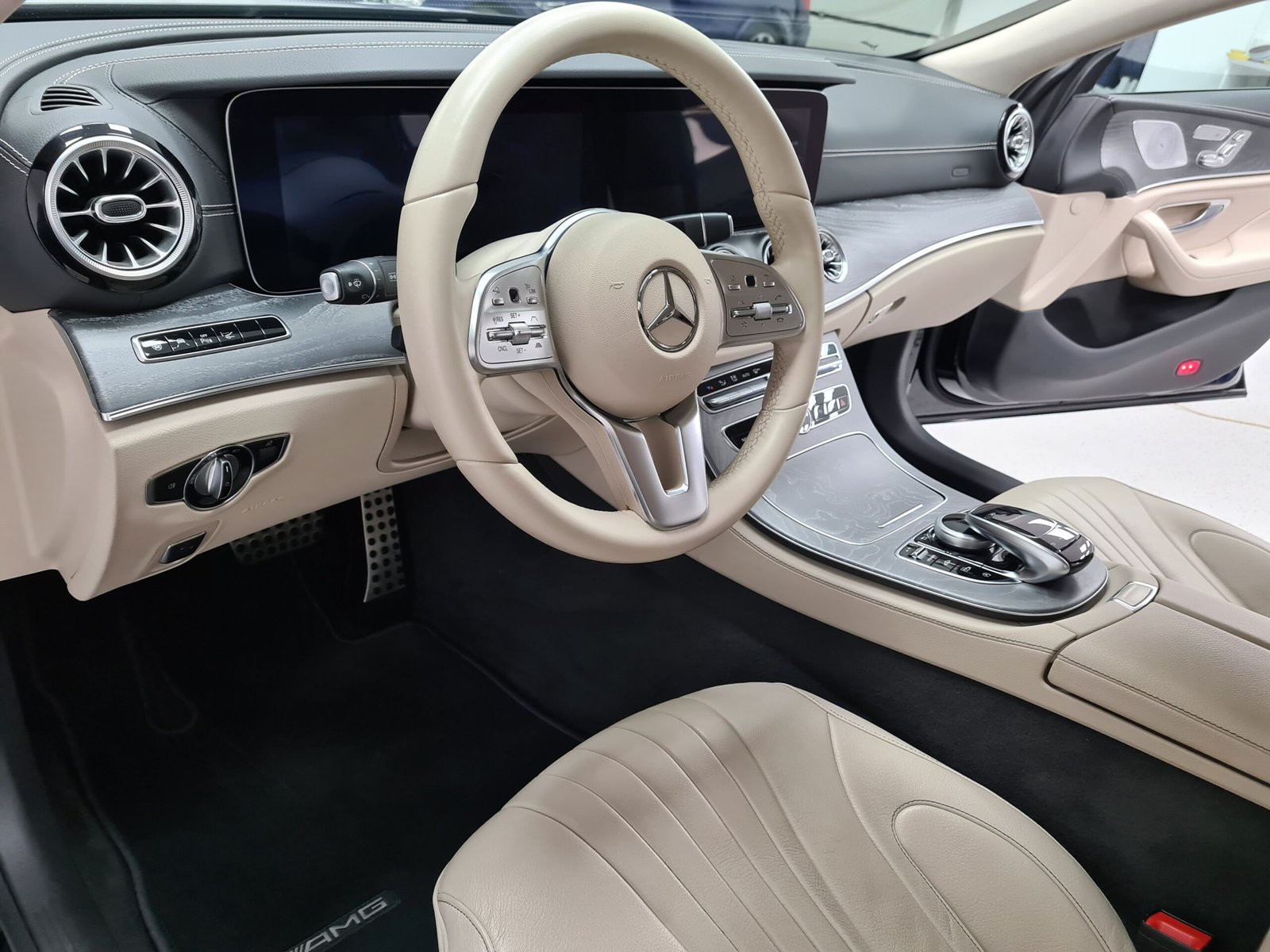 Cheminis salono valymas Ukmergėje